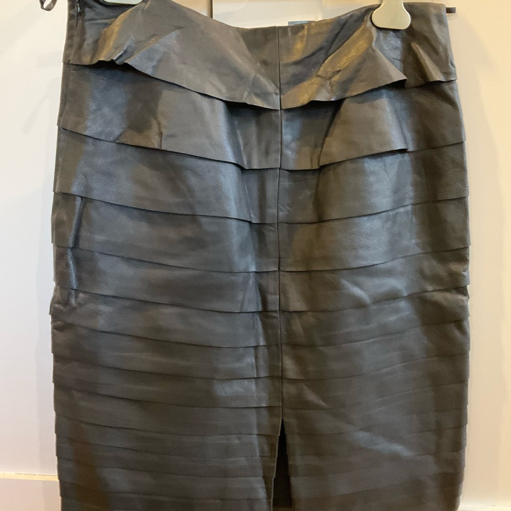 Leather Pencil Skirt (Bumblebee)by White House Black market
